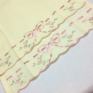 FINAL SALE PRICE Embroidered Fingertip Linens from the Philippines